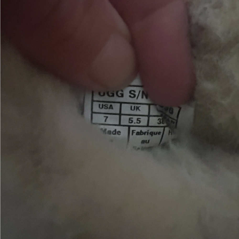 UGG boots - Picture 7 of 7